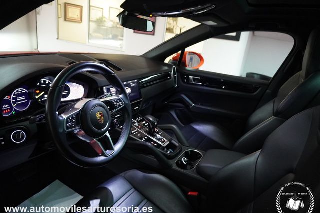 Porsche Cayenne 2021