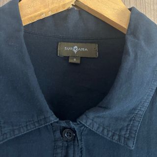 Camisa negra de Surkana