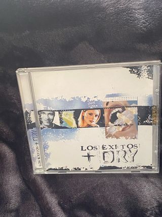 CD Los Éxitos + DRY larios 2001