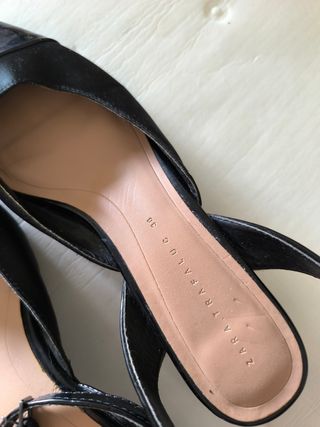 Salones Zara Trafaluc negros - 36