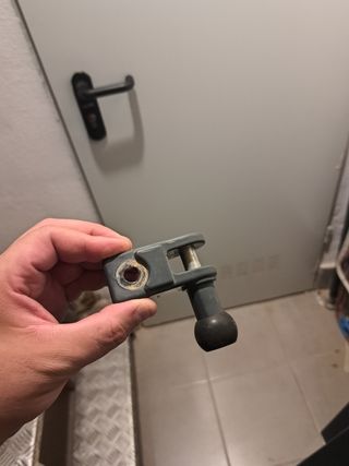 Toldo enrollable gris