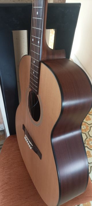 Guitarra electroacústica Eastman AC-122 Nueva