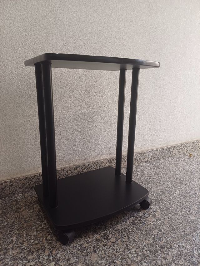 Mesa auxiliar de TV