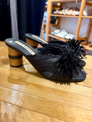 Sandalias Uterqüe tacón rafia negras