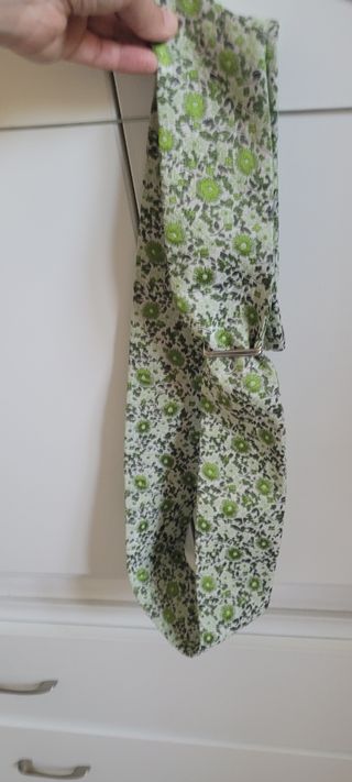 Cintura floreale bianca e verde