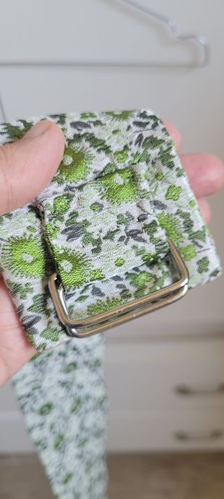 Cintura floreale bianca e verde