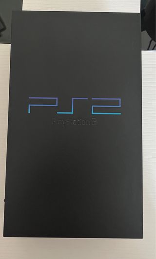 PS2 (PlayStation 2) negra
