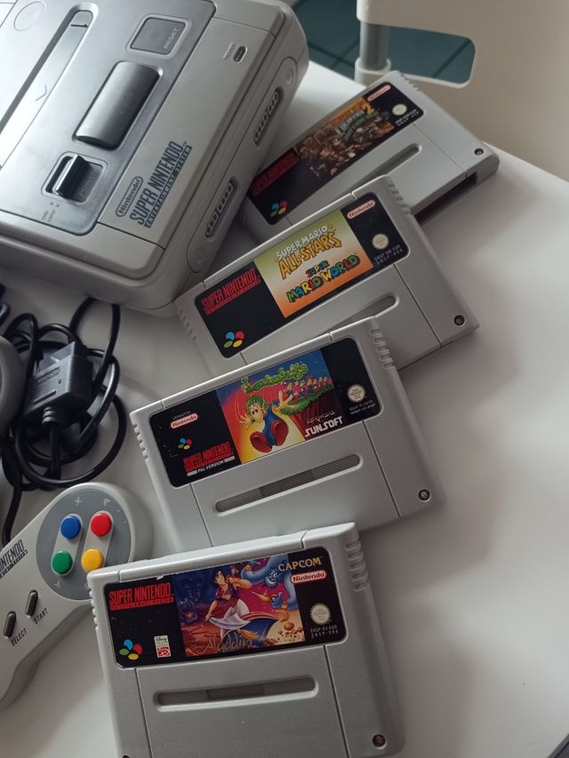 Super Nintendo SNES + 4 juegos