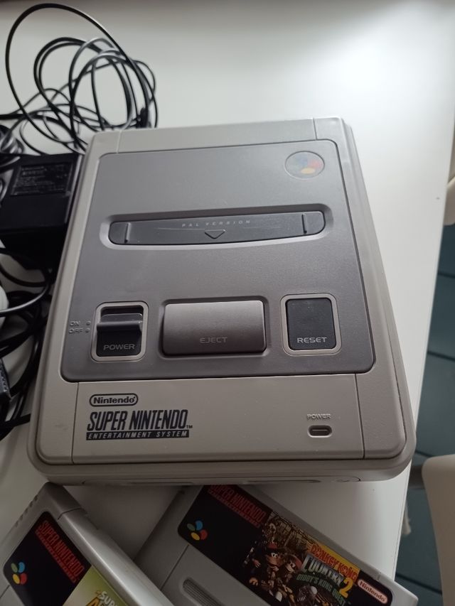 Super Nintendo SNES + 4 juegos