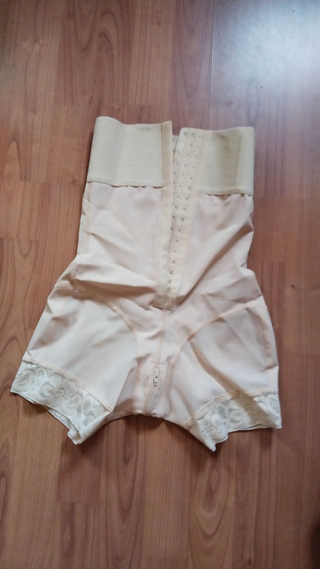 Faja pantalón moldeadora beige