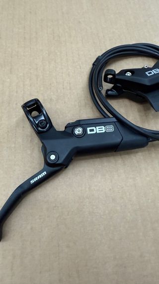 Frenos SRAM DB8 4 pistones liquido Mineral Nuevos