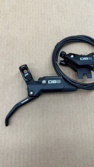 Frenos SRAM DB8 4 pistones liquido Mineral Nuevos