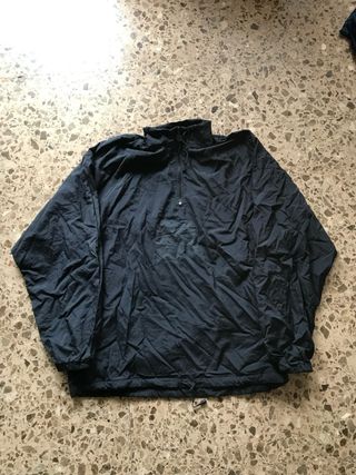 Cortavientos Adidas Vintage negra
