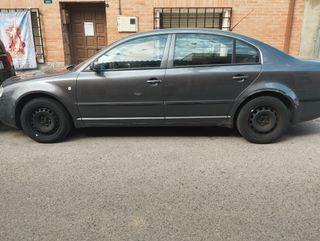 Skoda Superb 2003