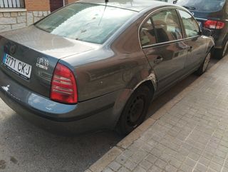 Skoda Superb 2003