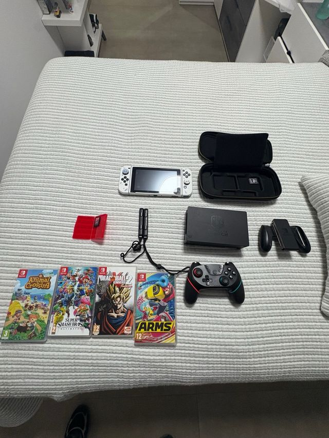 Nintendo Switch - Gris y Negro