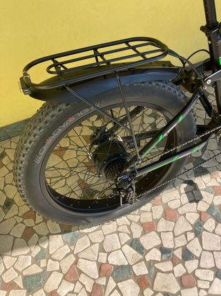 Bicicletta elettrica pieghevole