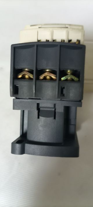 Contactor Telemecanique LC1D25P7