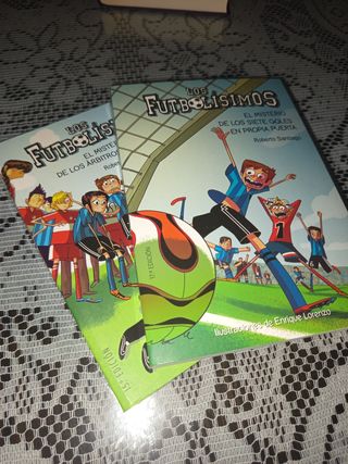 Los Futbolísimos 1: El misterio de los árbitros...