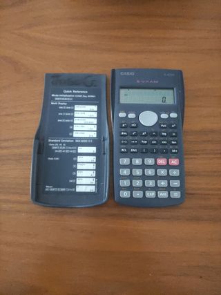 Calculadora científica Casio fx-82MS