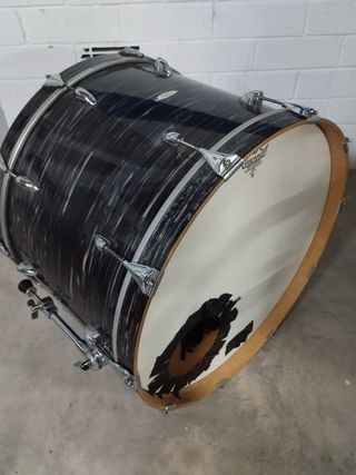 Ultimo precio! Bombo C&C 24”Hand made Hardcase