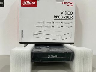 Equipo de video-vigilancia completo.