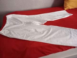 Pantalón blanco trabajo
