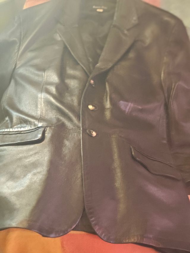 Americana negra piel Talla L