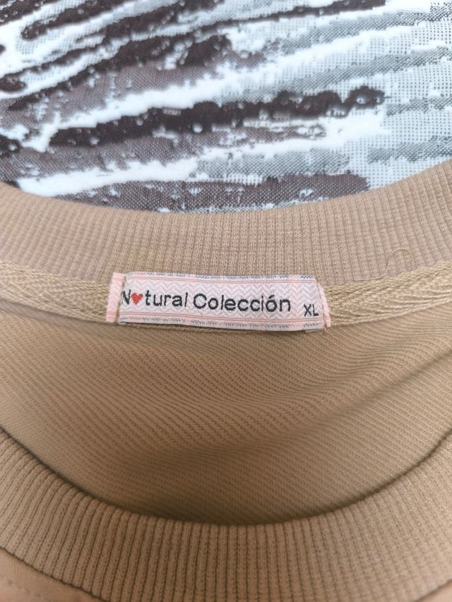 Sudadera beige corazones L- XL