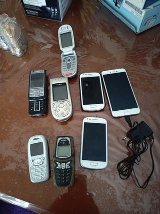 8 Teléfonos antiguos