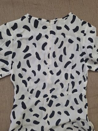 Vestido blanco y negro estampado