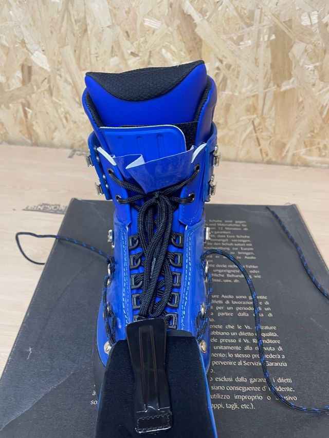 Botas Asolo Evoluzione DM4006 320