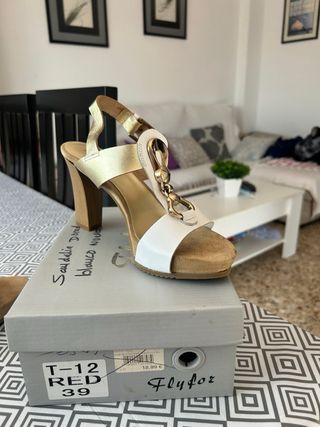 Sandalias tacón dorado-blanco