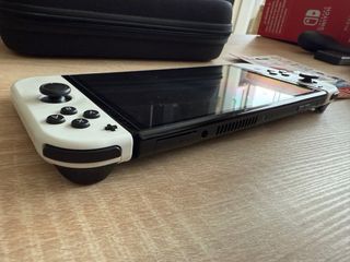 Nintendo Switch OLED + Accesorios