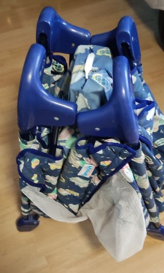 Cuna camping plegable para bebé.no lleva colchon