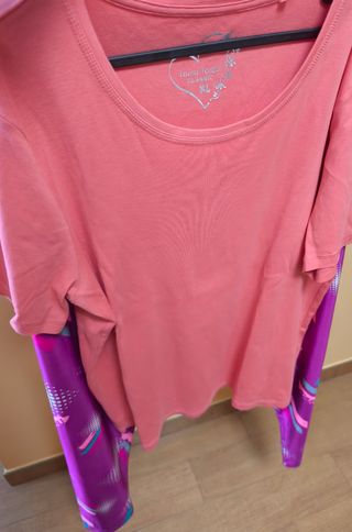 Pantalón y camiseta deportivos XL