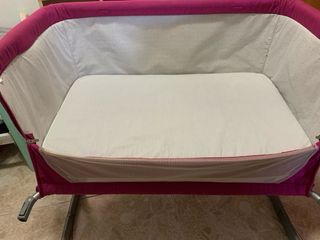 Minicuna Chicco Next2Me rosa