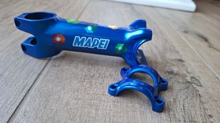 Pipa manubrio Mapei blu