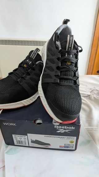 Reebok Zapatos Seguridad - Negros
Usados 3 días 