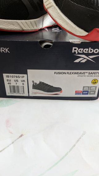 Reebok Zapatos Seguridad - Negros
Usados 3 días 