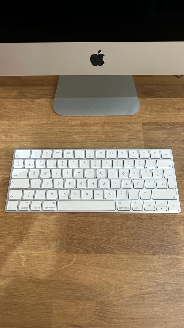 iMac 21,5" Apple - Plata