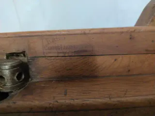 Cepillo carpintero antiguo