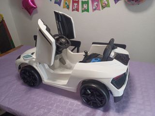 Coche eléctrico infantil 12V