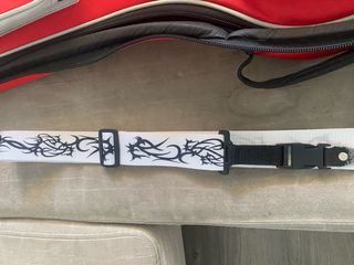 Funda guitarra roja + correa