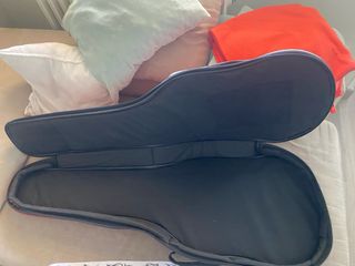 Funda guitarra roja + correa