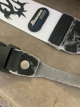 Funda guitarra roja + correa