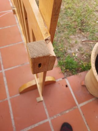 80 VALLAS DE DELIMITACIÓN DE MADERA CON PEANA