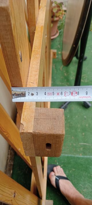 80 VALLAS DE DELIMITACIÓN DE MADERA CON PEANA