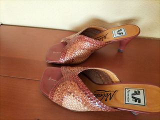 Sandalias cuña ante beige