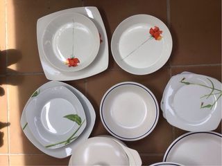 Vajilla moderna 18.  Platos.